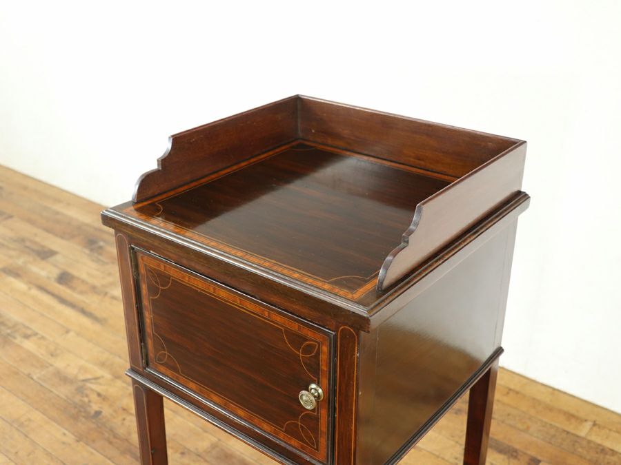 アンティーク家具 ナイトテーブル 80699