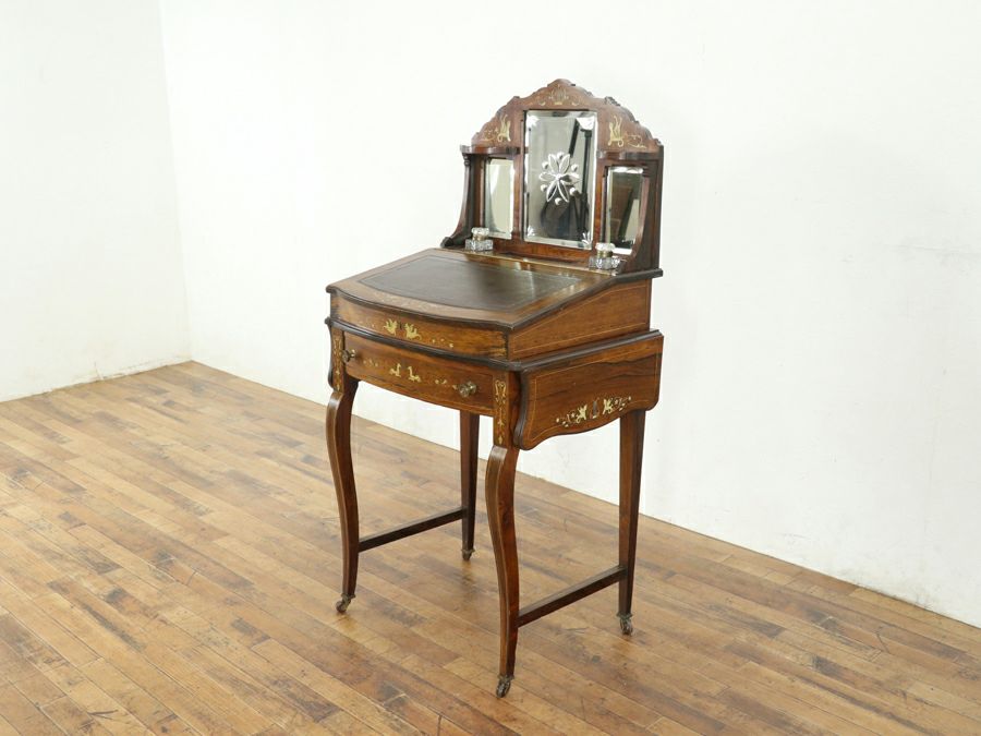 インレイなどの華やかなデザインと拡張棚を持つエドワーディアンレディデスク 80848