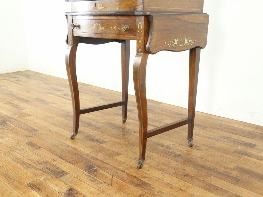 インレイなどの華やかなデザインと拡張棚を持つエドワーディアンレディデスク 80848
