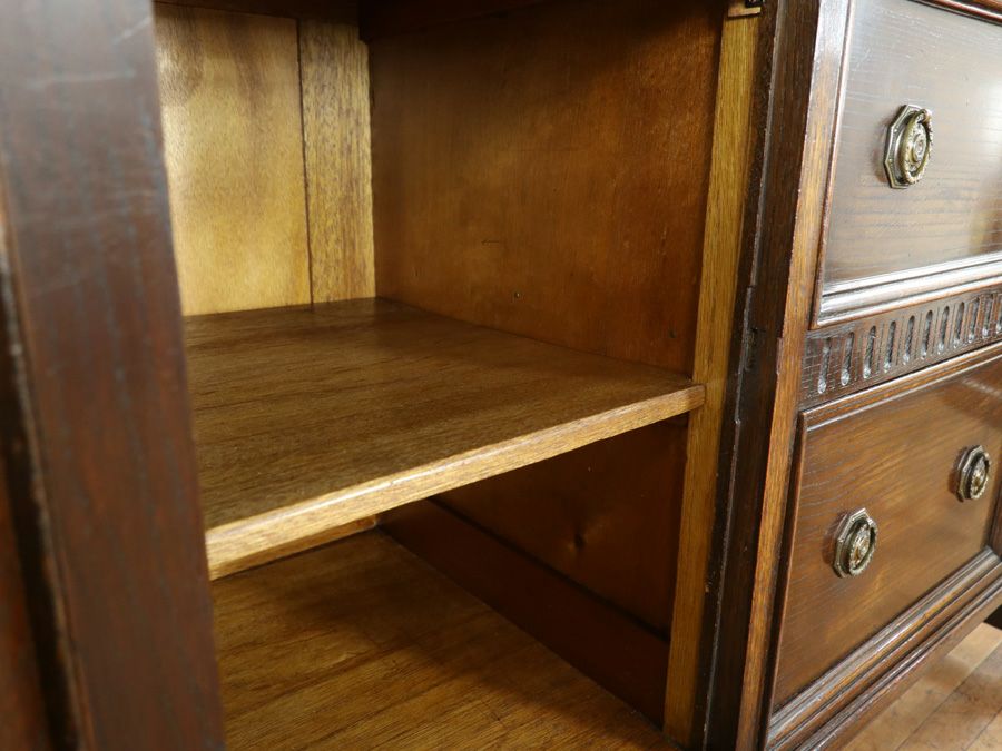 イギリスアンティーク サイドボード 80825