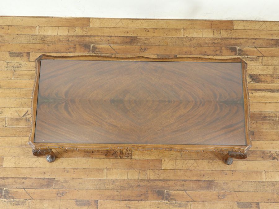 マホガニー材のリボン杢も美しい コーヒーテーブル 80703