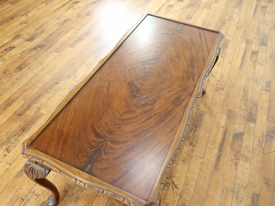 マホガニー材のリボン杢も美しい コーヒーテーブル 80703