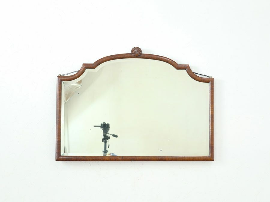 横長でやや大きめサイズの英国ウォールミラー 80803