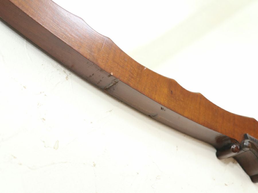 マホガニー材のオーバル型ウォールミラー 80735