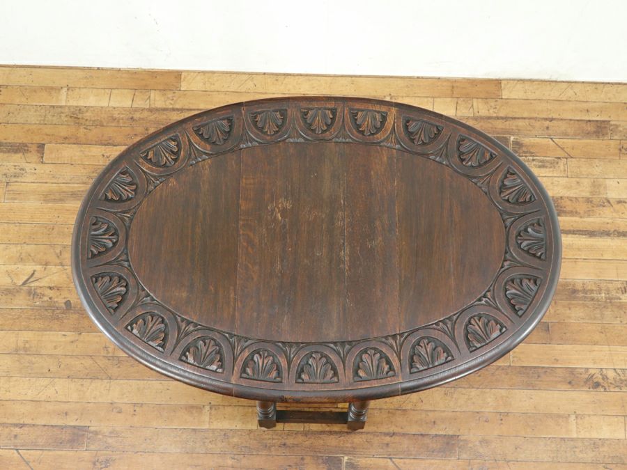 深みのある彫刻、ゲートレッグテーブル 80755