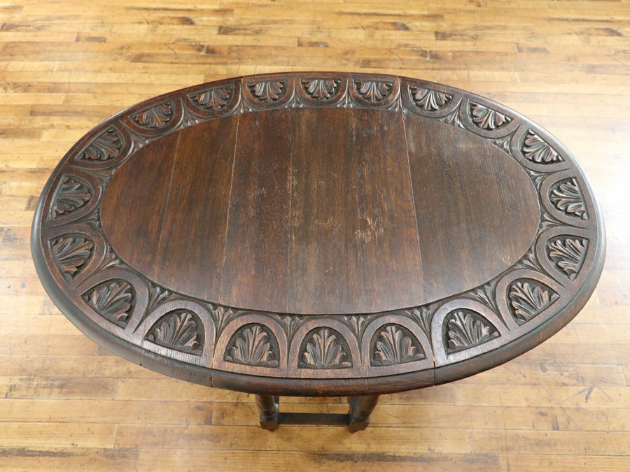 深みのある彫刻、ゲートレッグテーブル 80755