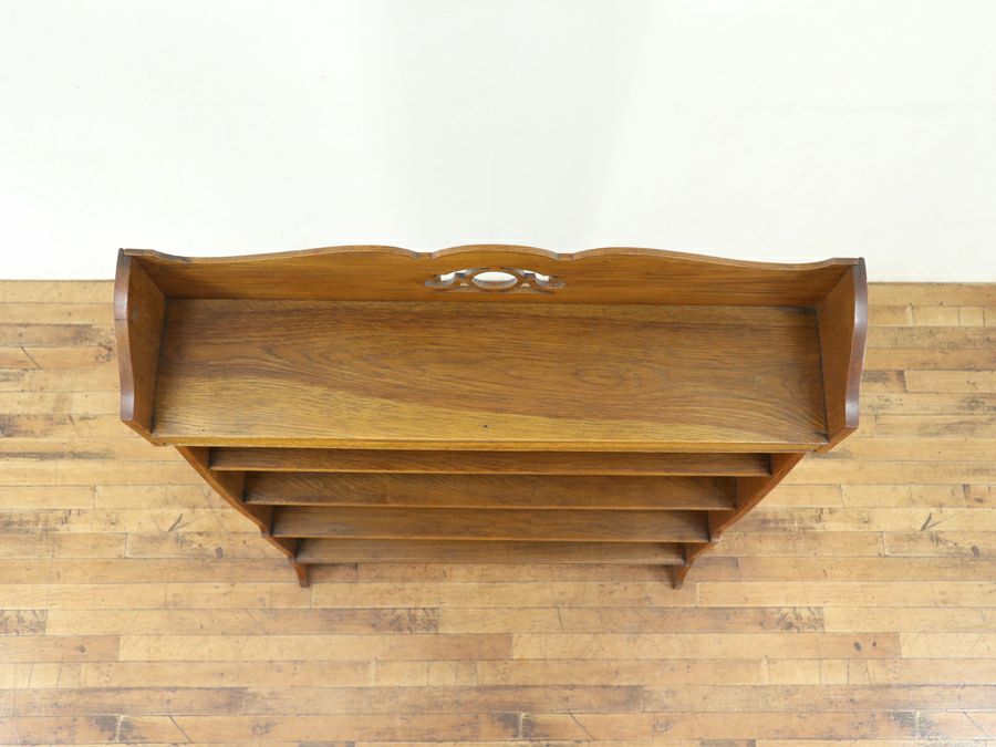 透かし彫りが美しい イギリスアンティーク ブックシェルフ 80662