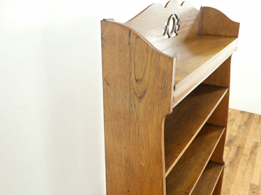 透かし彫りが美しい イギリスアンティーク ブックシェルフ 80662