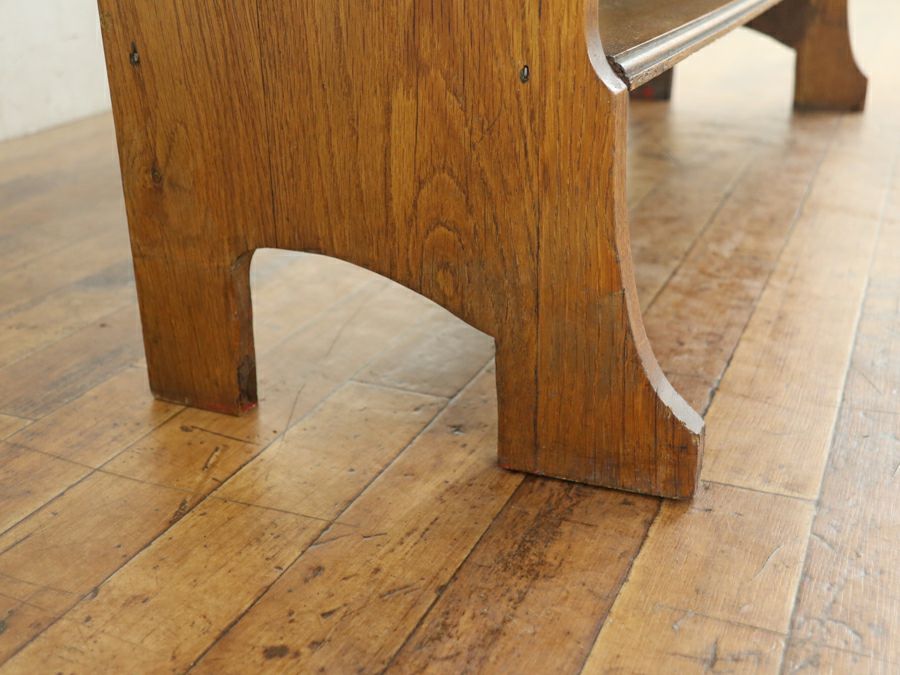 透かし彫りが美しい イギリスアンティーク ブックシェルフ 80662