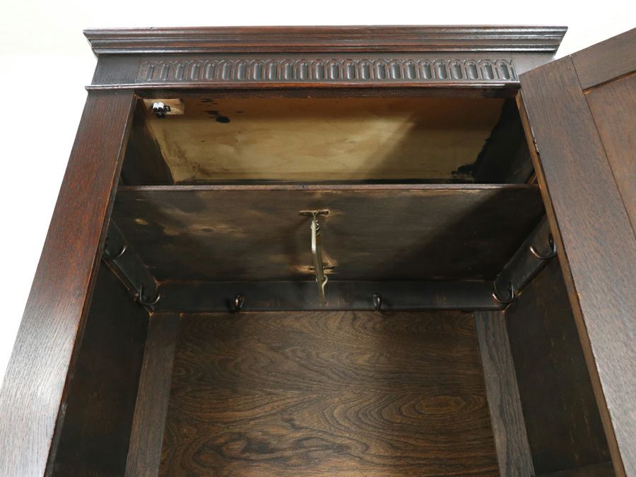 リネンフォールド ワードローブ 80853