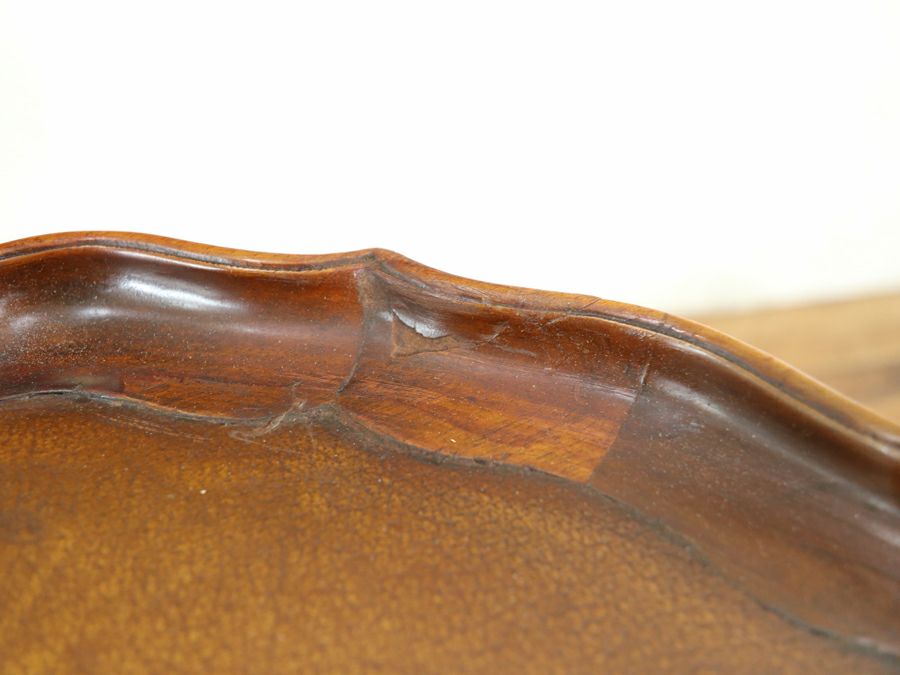 一線を画す、優美なたたずまいの英国ワインテーブル 80857