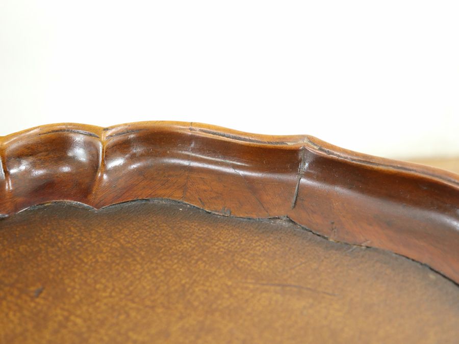 一線を画す、優美なたたずまいの英国ワインテーブル 80857