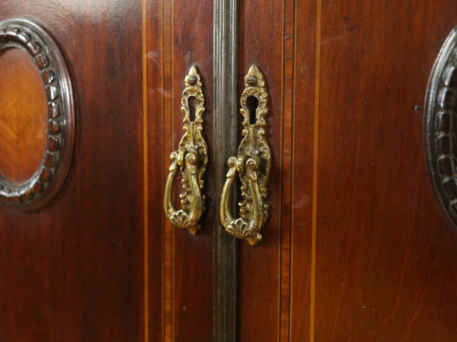 希少なデザインとそれを活かしたデザイン サイドキャビネット 80745