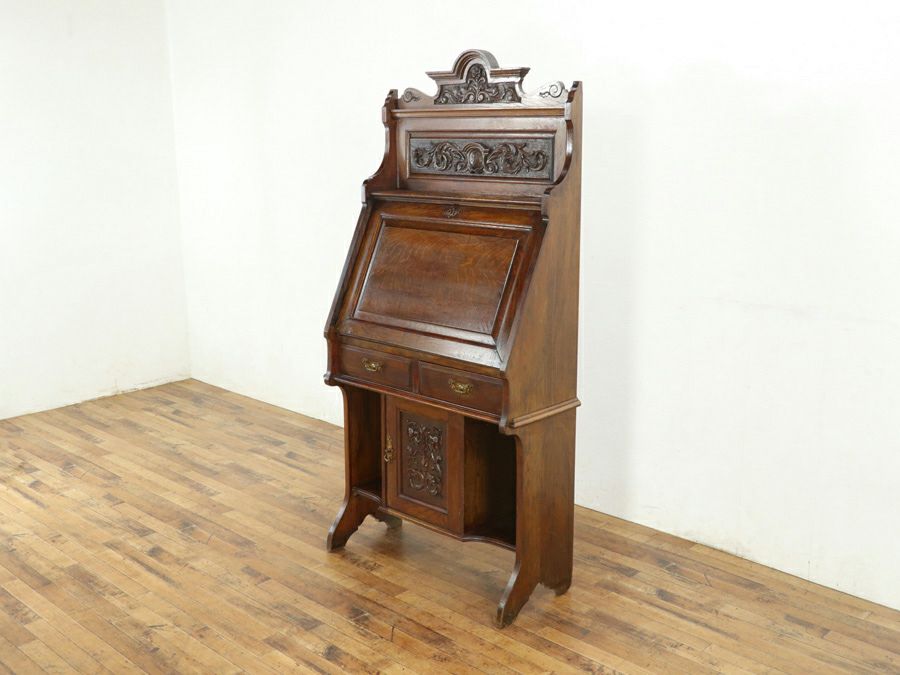 イギリスで100年以上を過ごした アンティークスチューデントビューロー 80722