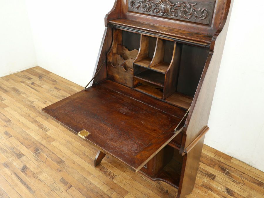 イギリスで100年以上を過ごした アンティークスチューデントビューロー 80722