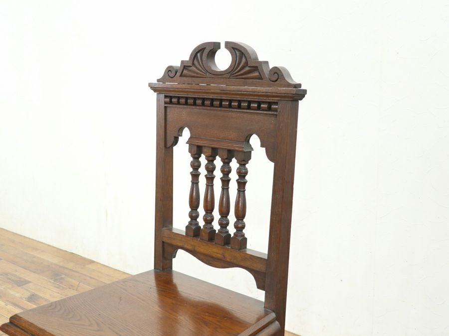 威厳あるペディメント、英国ホールチェア 80746<br>在庫2脚