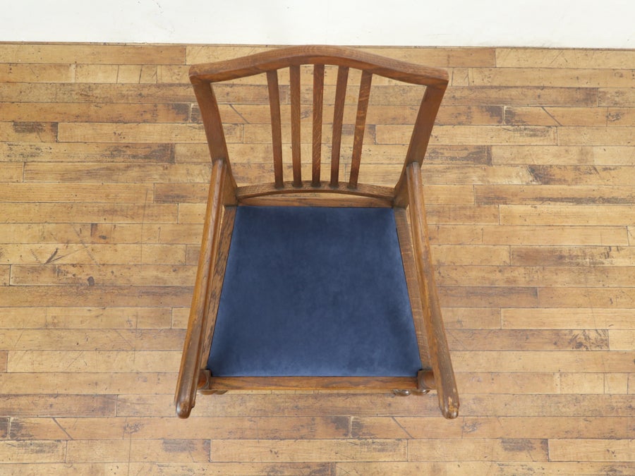 座面生地張替済み イギリスアンティーク アームチェア 80501a