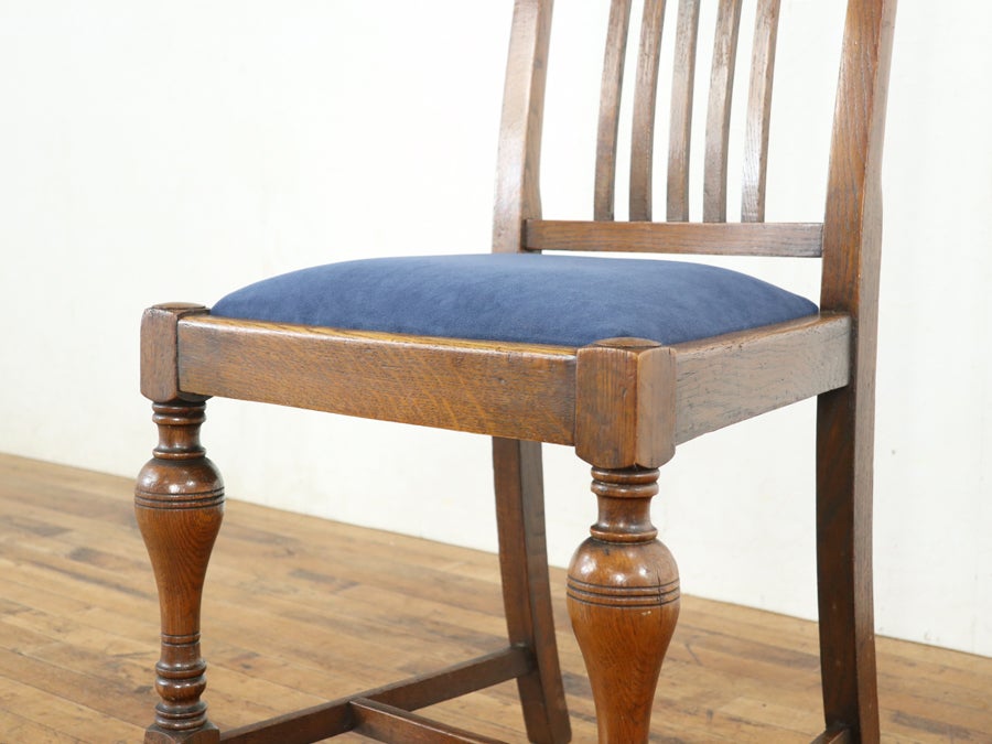 座面生地張替済み イギリスアンティーク ダイニングチェア 80501b<br>在庫４脚