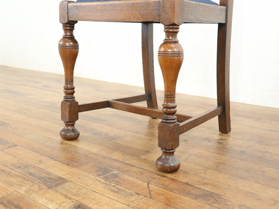 座面生地張替済み イギリスアンティーク ダイニングチェア 80501b<br>在庫４脚