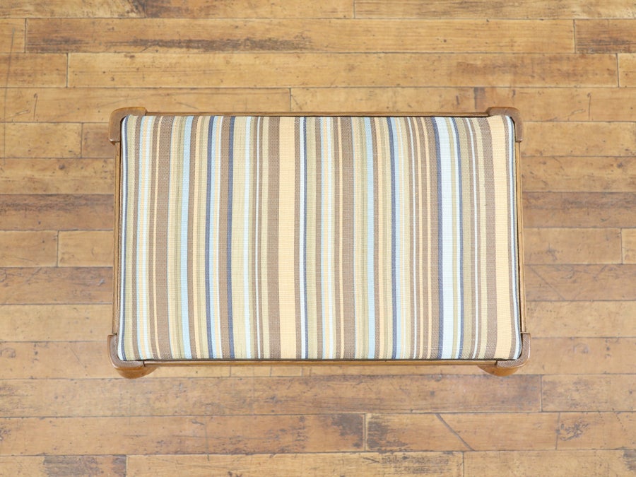 小ぶりでかわいい 猫脚フレンチスツール 65457