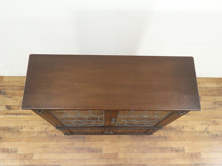 ステンドグラスとリネンフォールド 英国ブックケース 80710