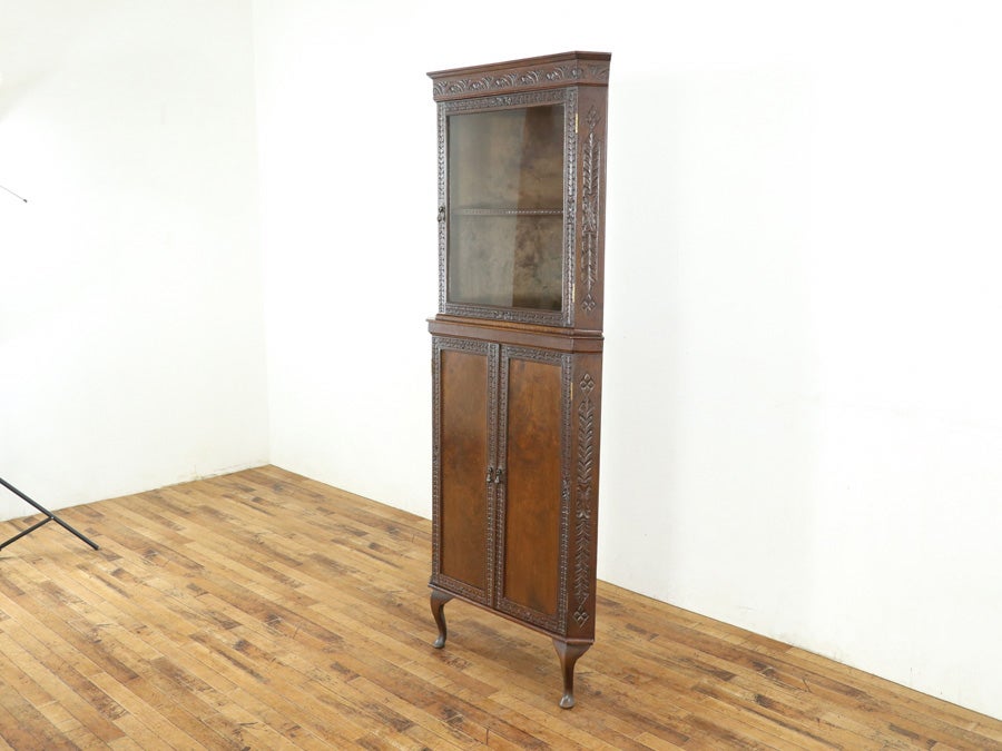 飾り棚としても収納棚としても コーナーキャビネット 80767