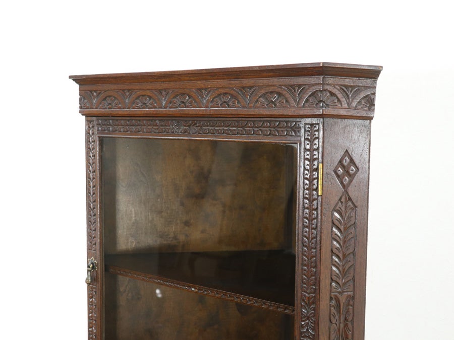 飾り棚としても収納棚としても コーナーキャビネット 80767