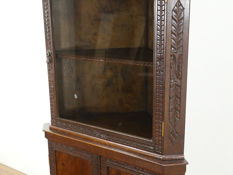 飾り棚としても収納棚としても コーナーキャビネット 80767