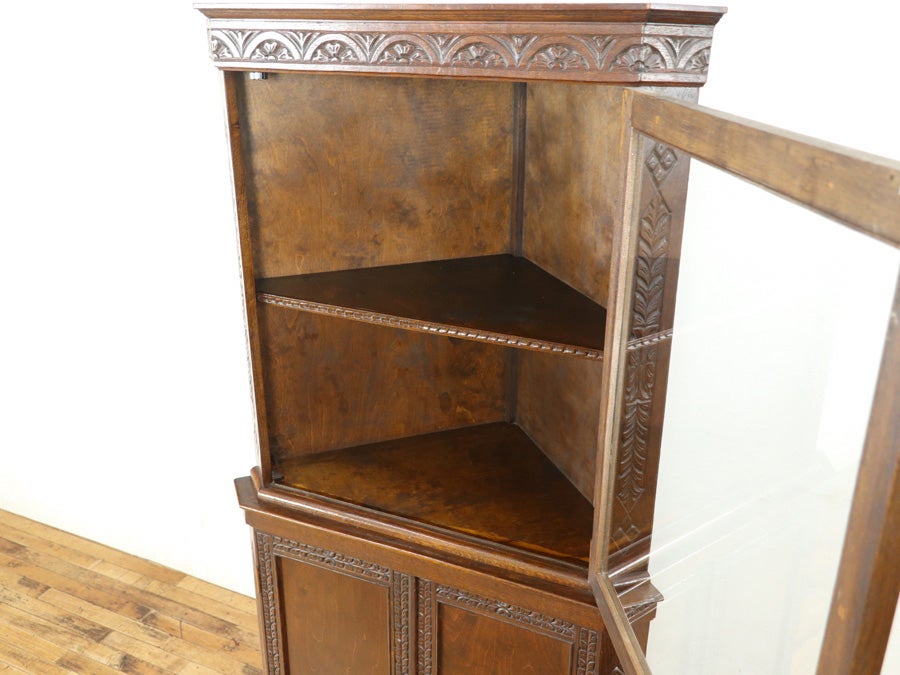 飾り棚としても収納棚としても コーナーキャビネット 80767