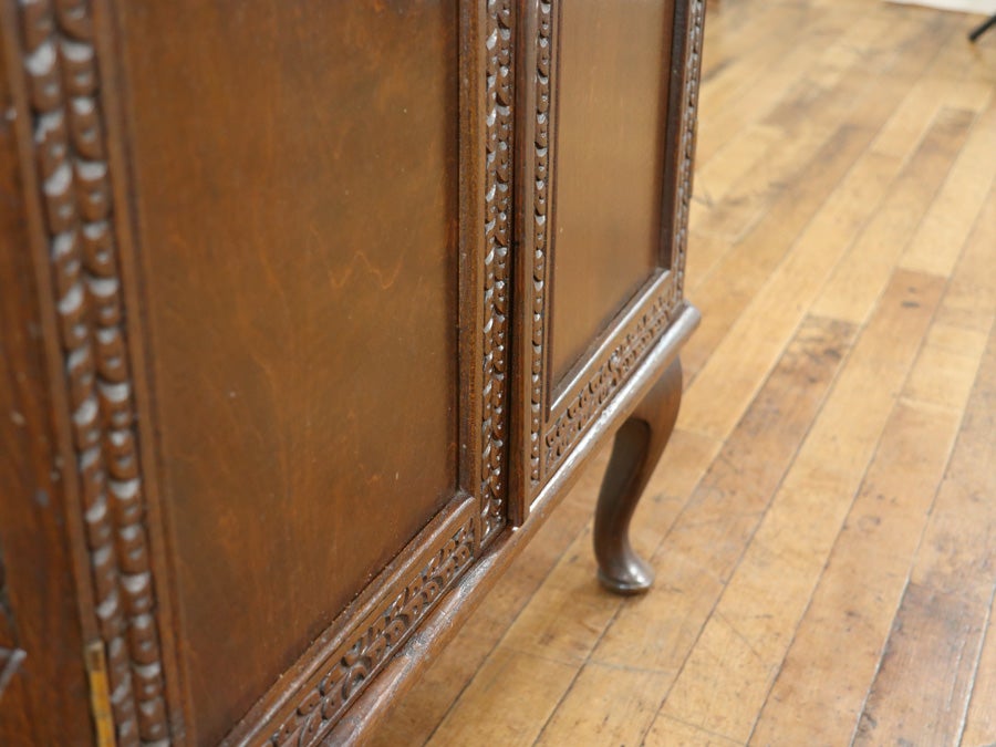 飾り棚としても収納棚としても コーナーキャビネット 80767