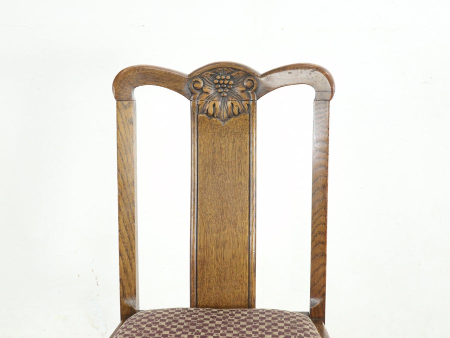 イギリスアンティーク家具らしい魅力 張替済ダイニングチェア 80546<br>在庫6脚