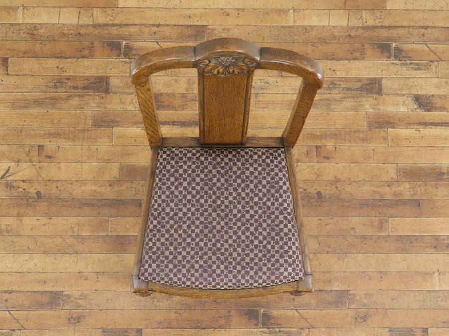 イギリスアンティーク家具らしい魅力 張替済ダイニングチェア 80546<br>在庫6脚