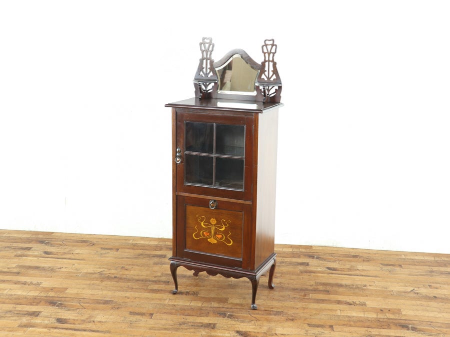 個性的なデザイン・個性的な収納部 ミュージックキャビネット 80701