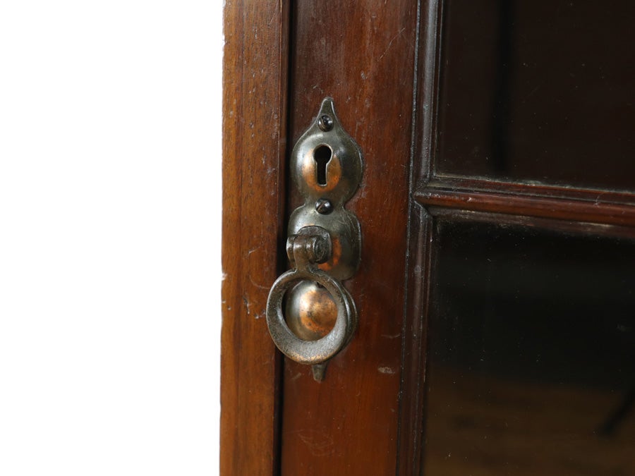 個性的なデザイン・個性的な収納部 ミュージックキャビネット 80701