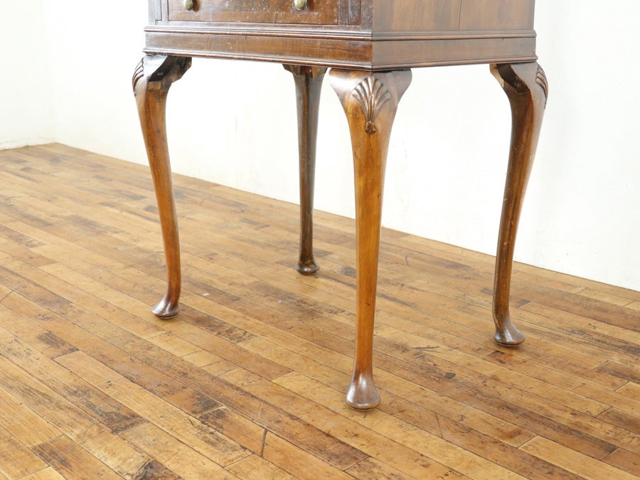 小ぶりな珍しいサイズと長い脚 バール杢の美しい杢目 ライティングビューロー 80816