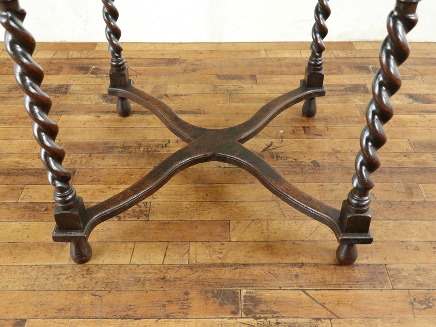 ひっくり返してカードゲーム ティーテーブルなどにも ツイストレッグゲームテーブル 80681