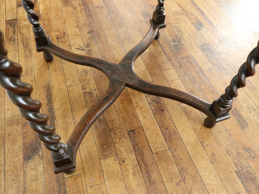 ひっくり返してカードゲーム ティーテーブルなどにも ツイストレッグゲームテーブル 80681