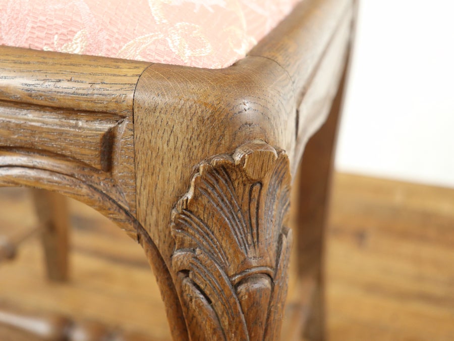 座面張り替え済み ストレッチャーもかわいい猫脚ダイニングチェア 65442<br>在庫4脚