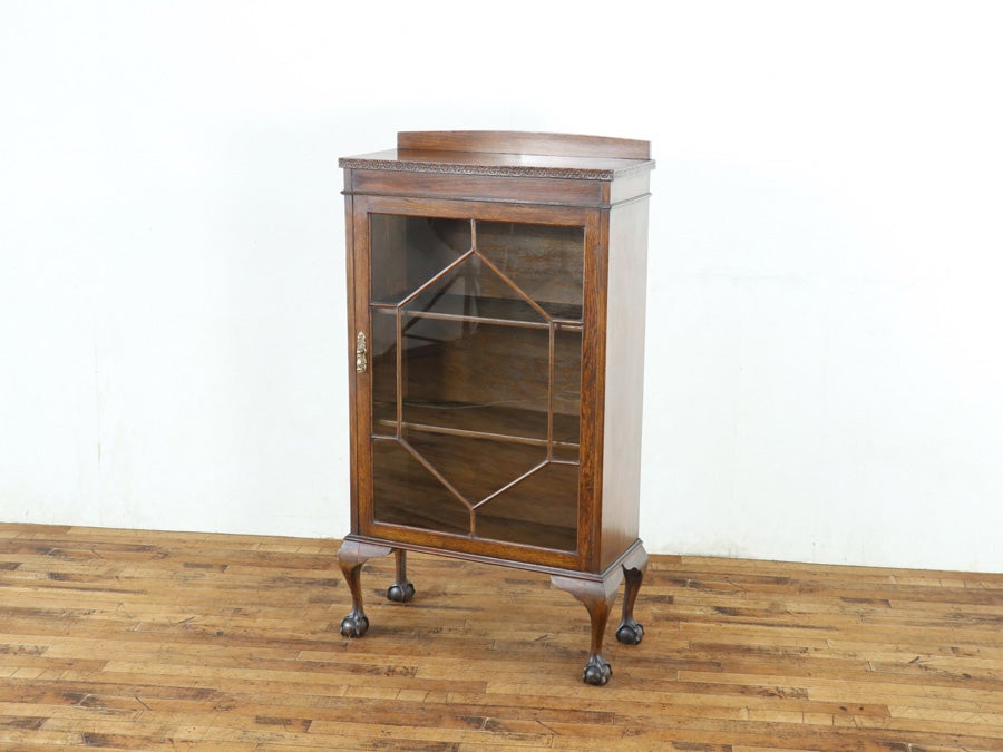 ボールアンドクロウが印象的で興味深い ブックケース 80882