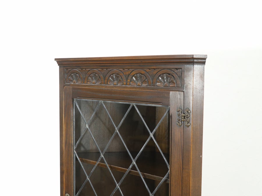ステンドグラスとかっこいい彫刻 コーナーキャビネット 80835