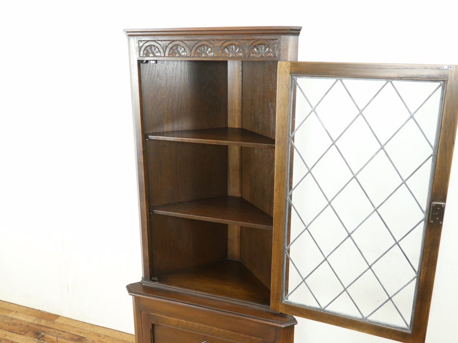 ステンドグラスとかっこいい彫刻 コーナーキャビネット 80835