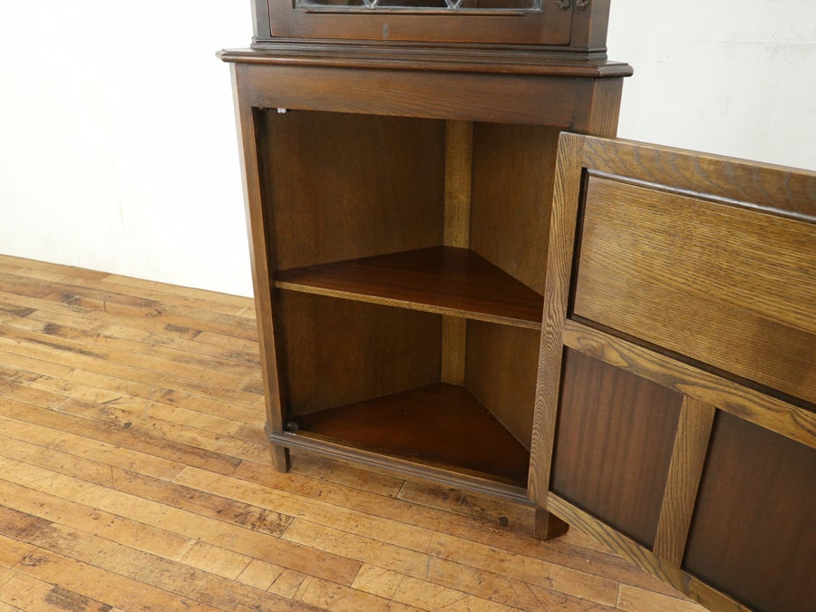 ステンドグラスとかっこいい彫刻 コーナーキャビネット 80835