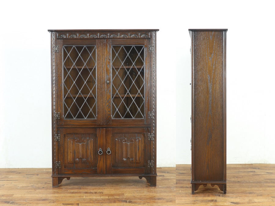 印象的なステンドグラス イギリスらしいカッコよさ ブックケース 80749