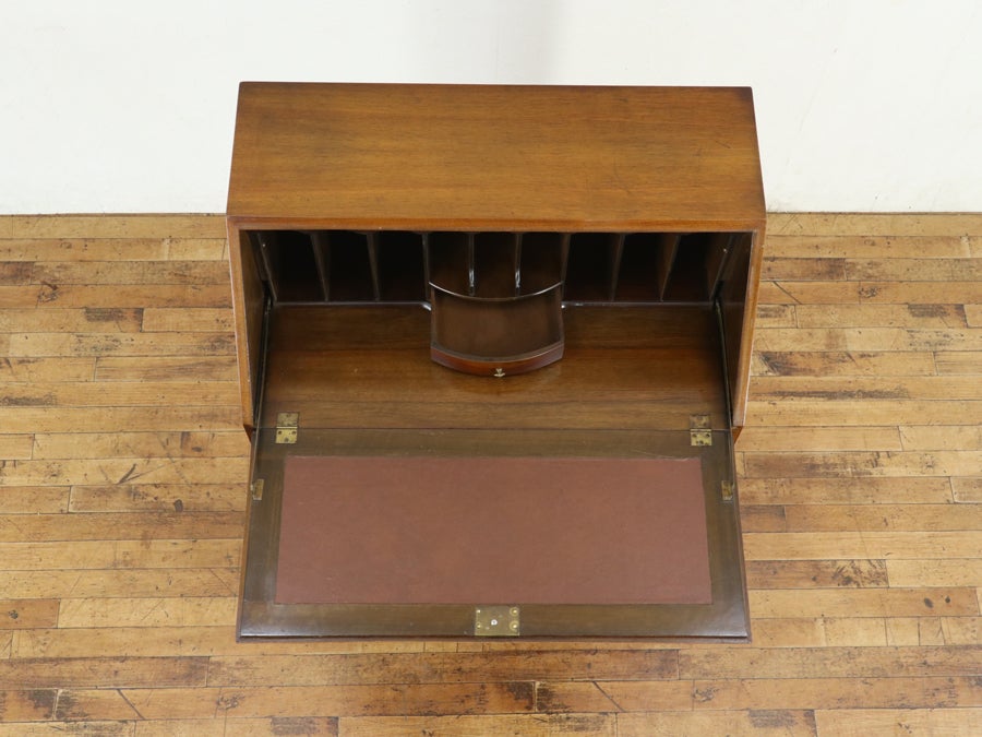 華やかな杢目とボールアンドクロウフット ライティングビューロー 80700