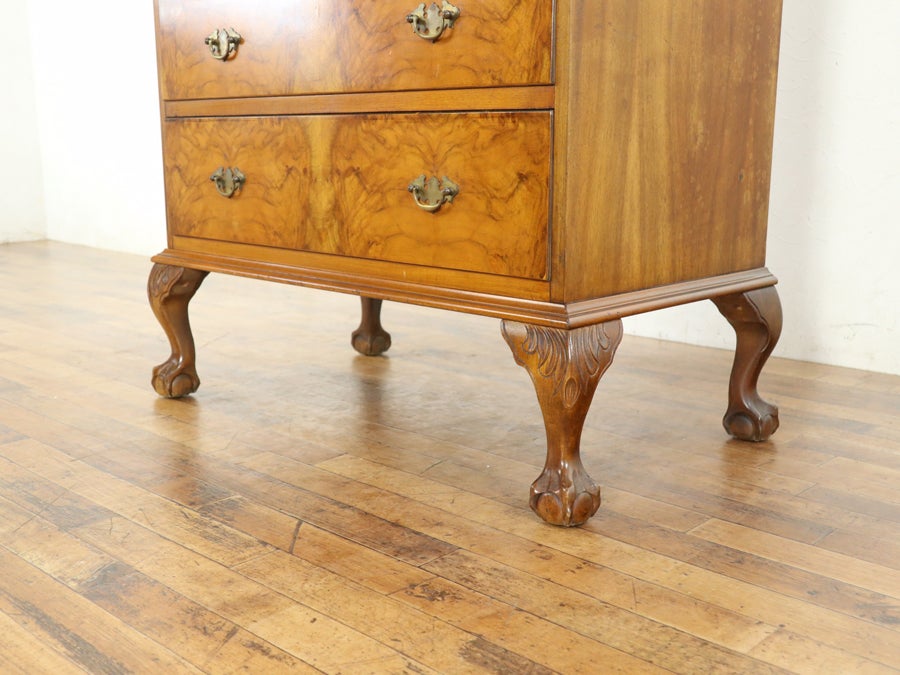 華やかな杢目とボールアンドクロウフット ライティングビューロー 80700