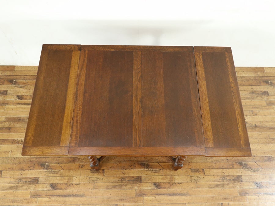 経年による味わいも魅力 ツイストレッグドローリーフテーブル 80879