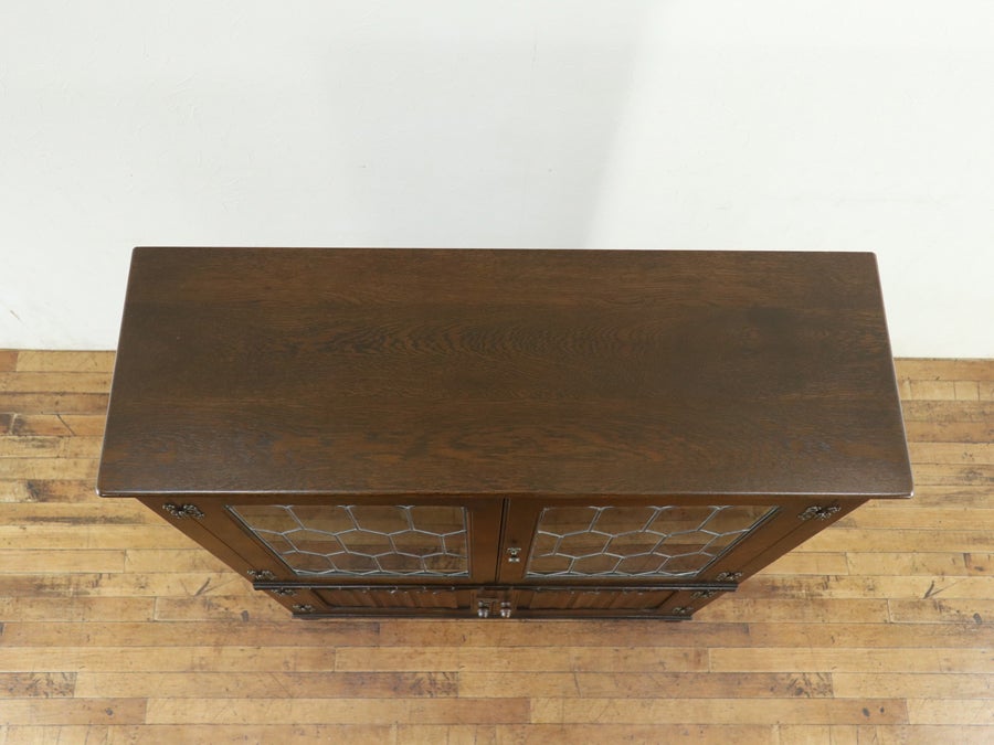 長い歴史とその進化 ステンドグラスブックケース 80711