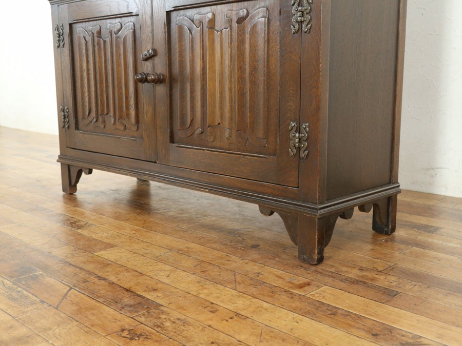 長い歴史とその進化 ステンドグラスブックケース 80711