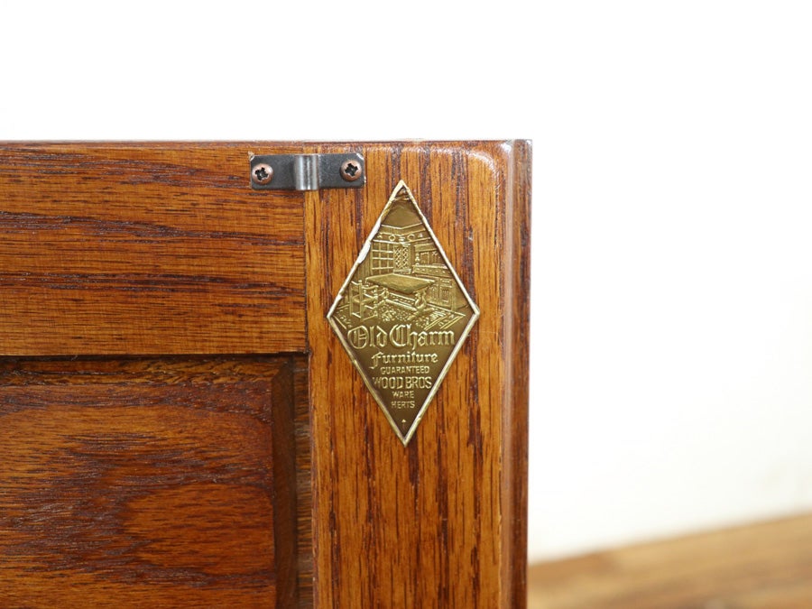 側面にもステンドグラス 人気のold charm 横幅広めのショーケース 80850